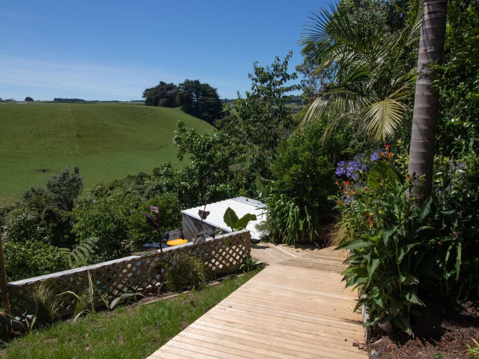Butlers Lane The Retreat Villa Oakura Exterior photo